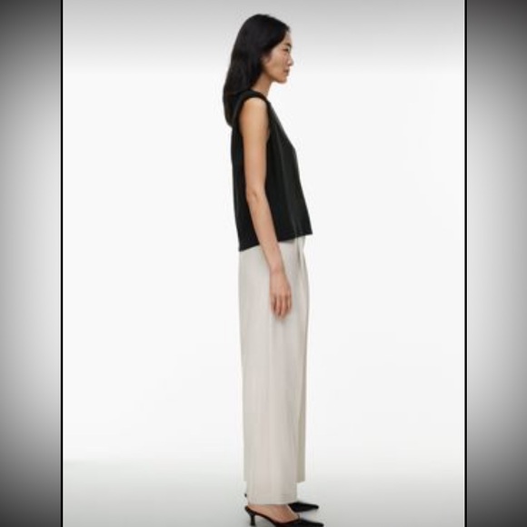 Babaton Shoulder Pad Tee - Picture 5 of 7